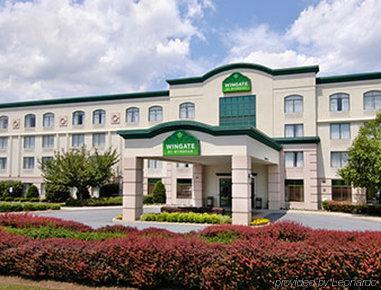 Wingate By Wyndham Hotel 3*