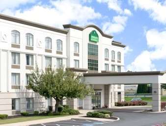Wingate By Wyndham Hotel