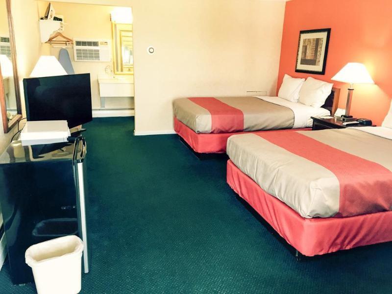 Hotel Wingate By Wyndham 3*