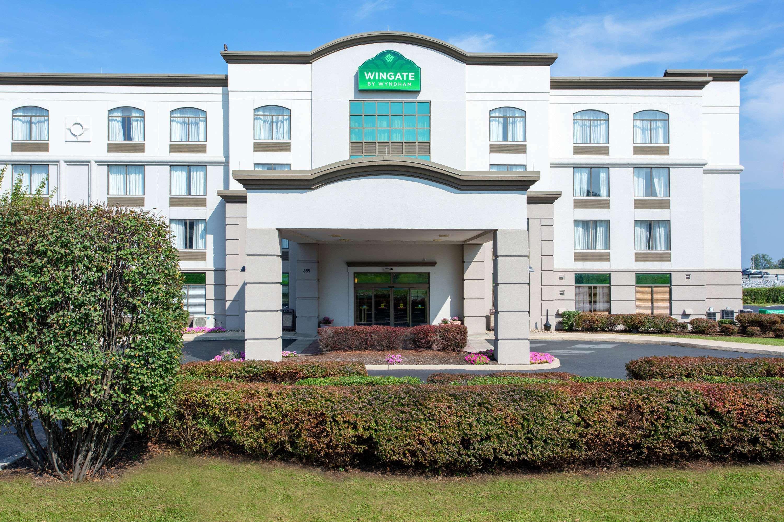 Wingate By Wyndham Hotel 3*
