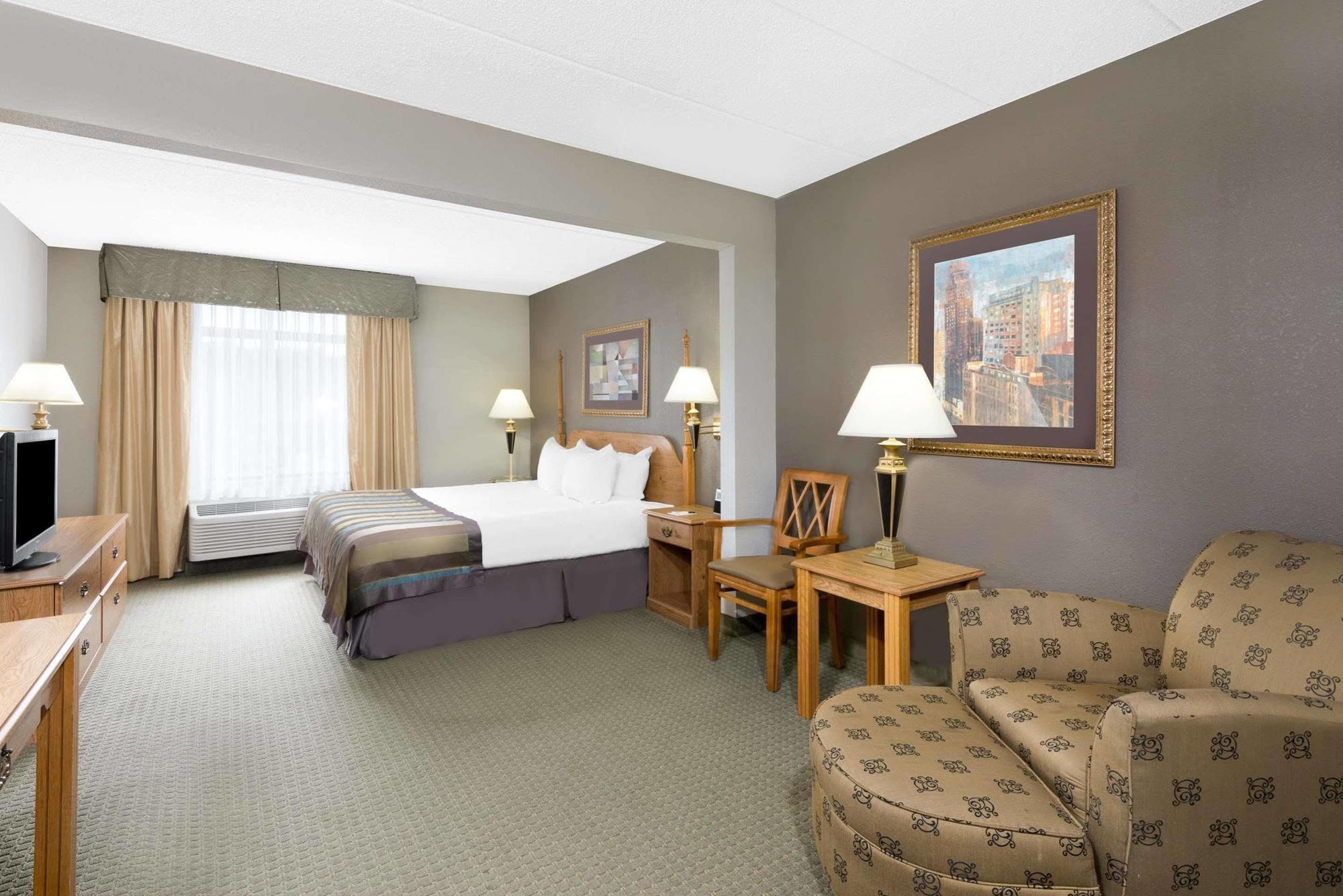 Hotel Wingate By Wyndham 3*